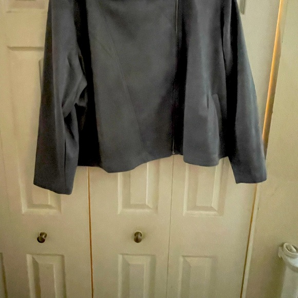 LC NWT Suede jacket bought at $68 selling for $40 - Picture 1 of 2